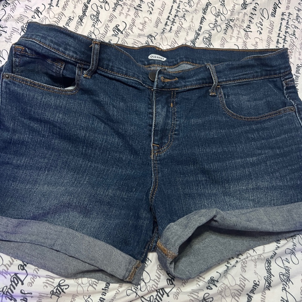 Women’s Old Navy shorts